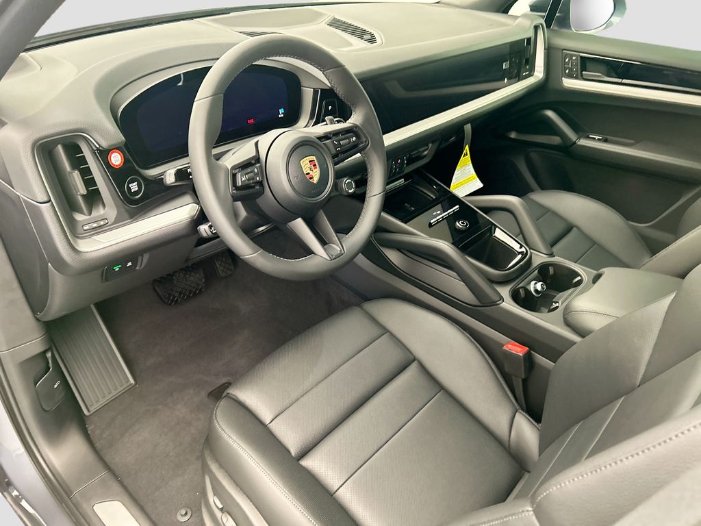 Thumbnail: 2026 Porsche Cayenne - 4