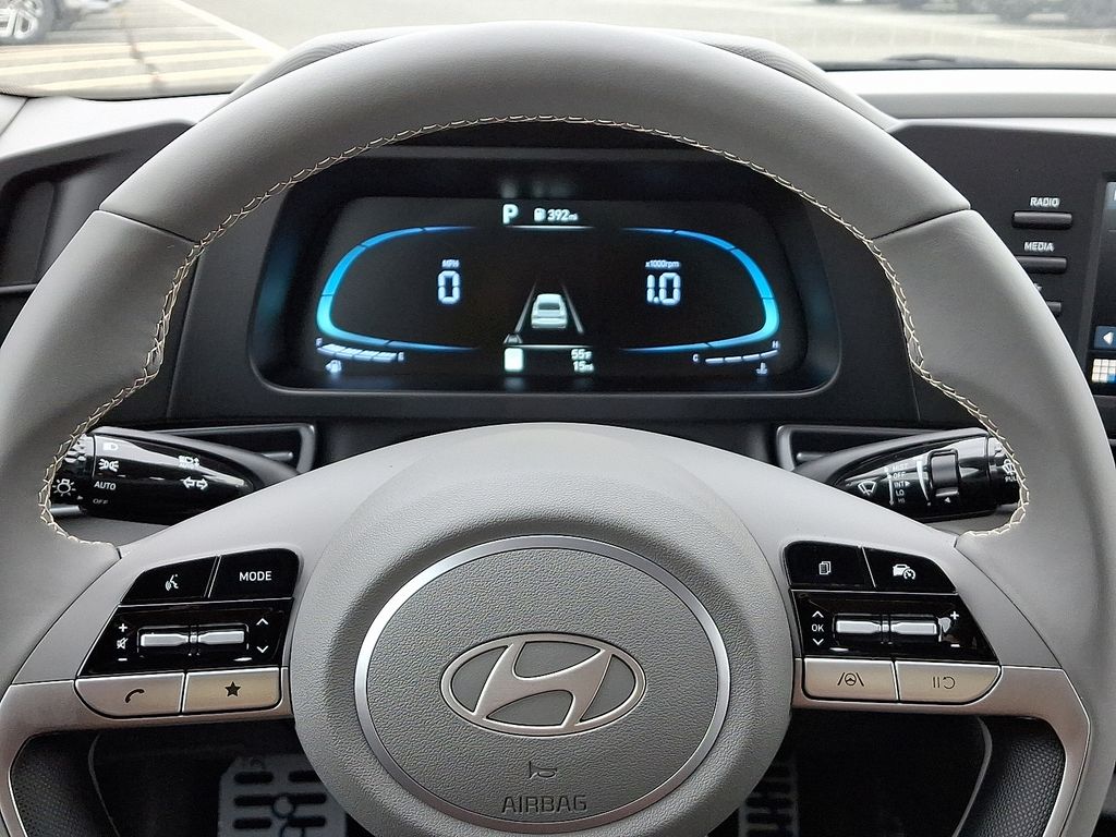 Thumbnail: 2025 Hyundai Elantra - 8