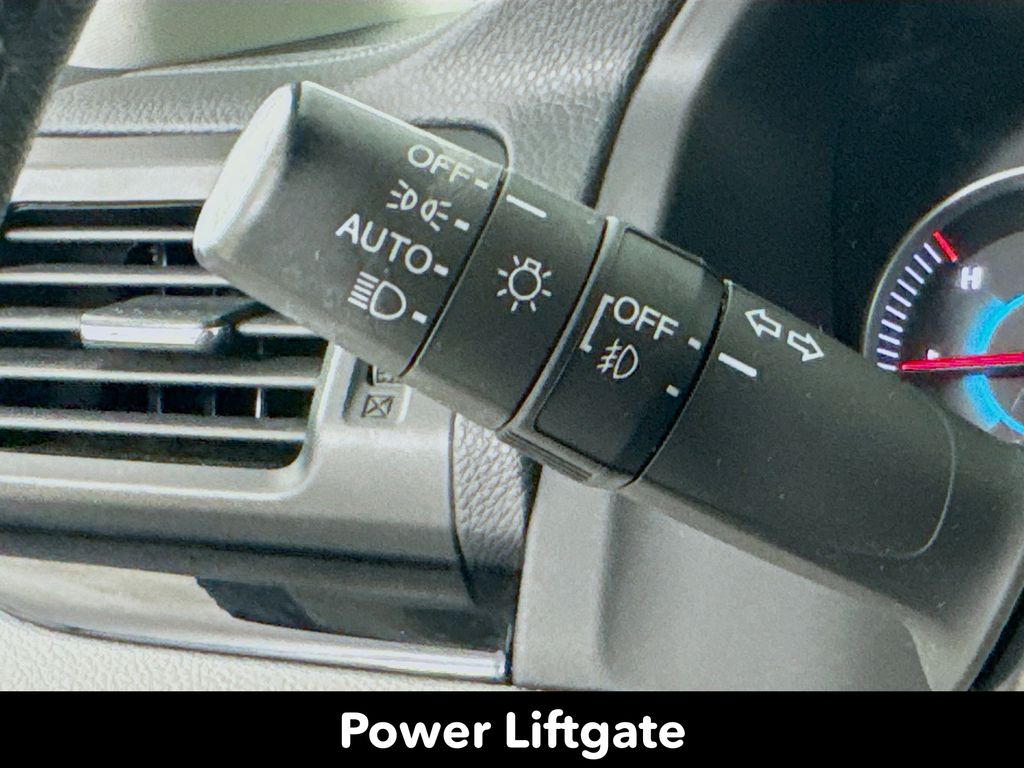Used Car 2020 Honda Pilot  Touring For Sale Under $30,000 In Austin, Texas