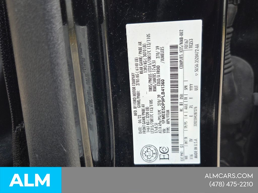 Used 2023 Black Ford Wildtrak image 8