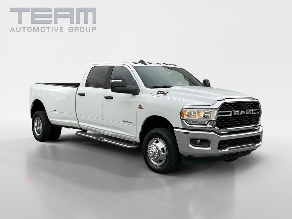 2024 RAM 3500 Big Horn Crew Cab LB DRW 4WD