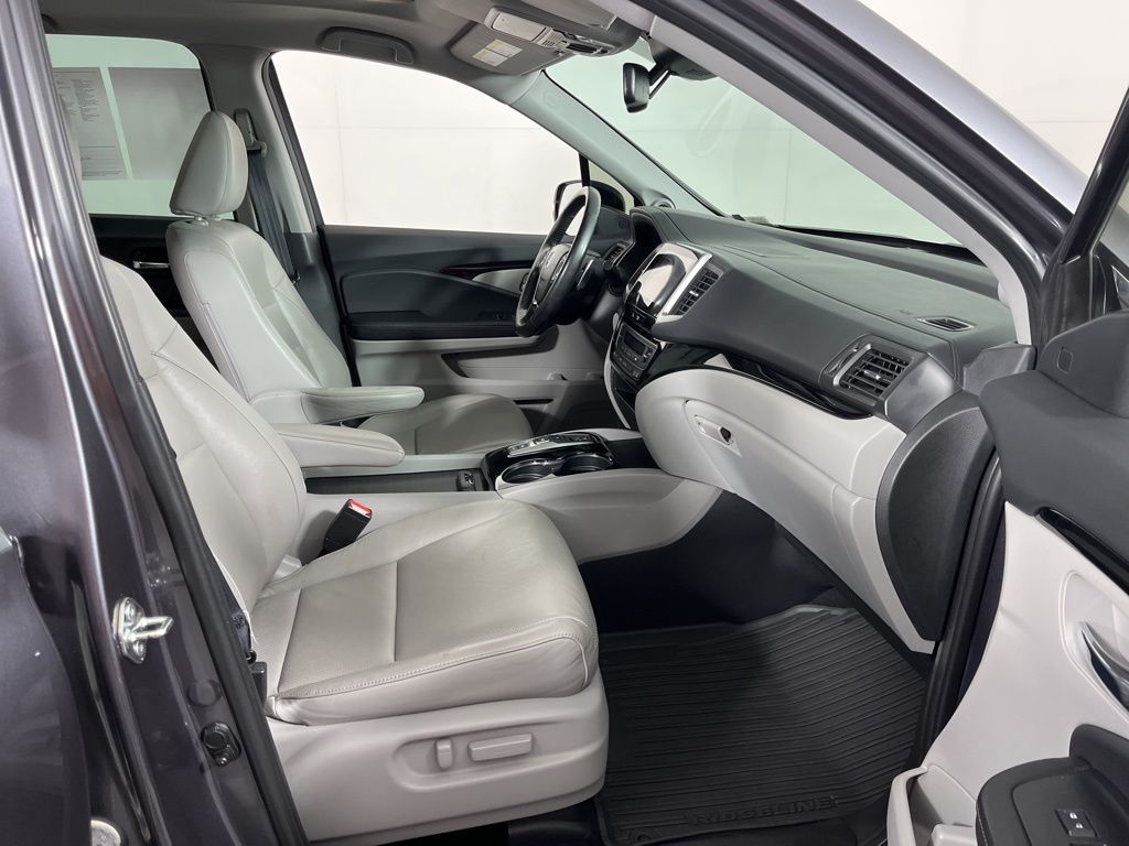 Thumbnail: 2020 Honda Ridgeline - 7