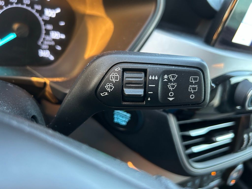 Thumbnail: 2020 Ford Escape - 21