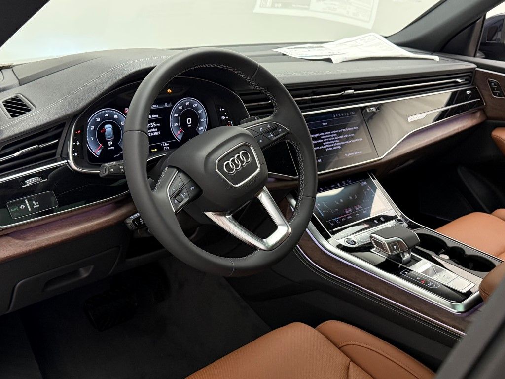 Thumbnail: 2026 Audi Q8 - 21
