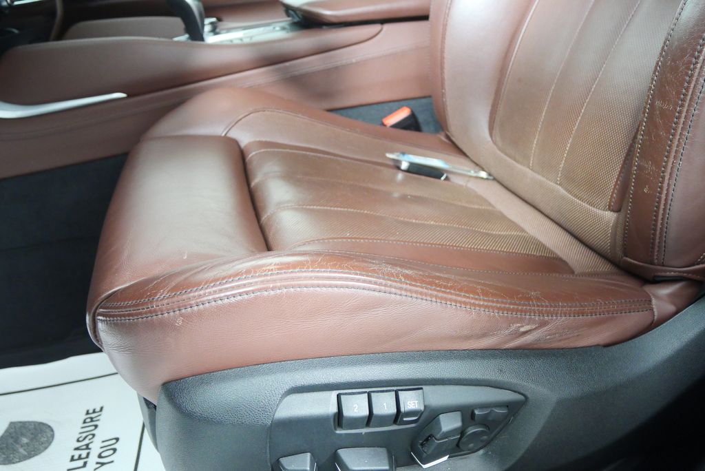 Thumbnail: 2019 BMW X6 - 9