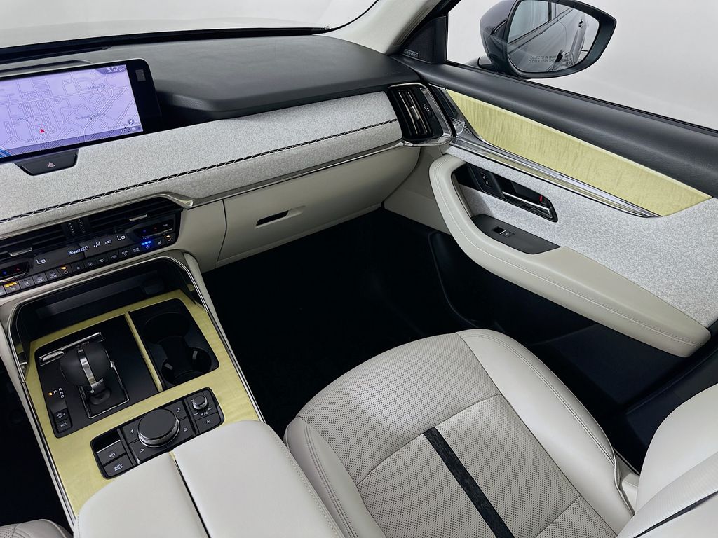 Thumbnail: 2025 Mazda CX-90 - 24