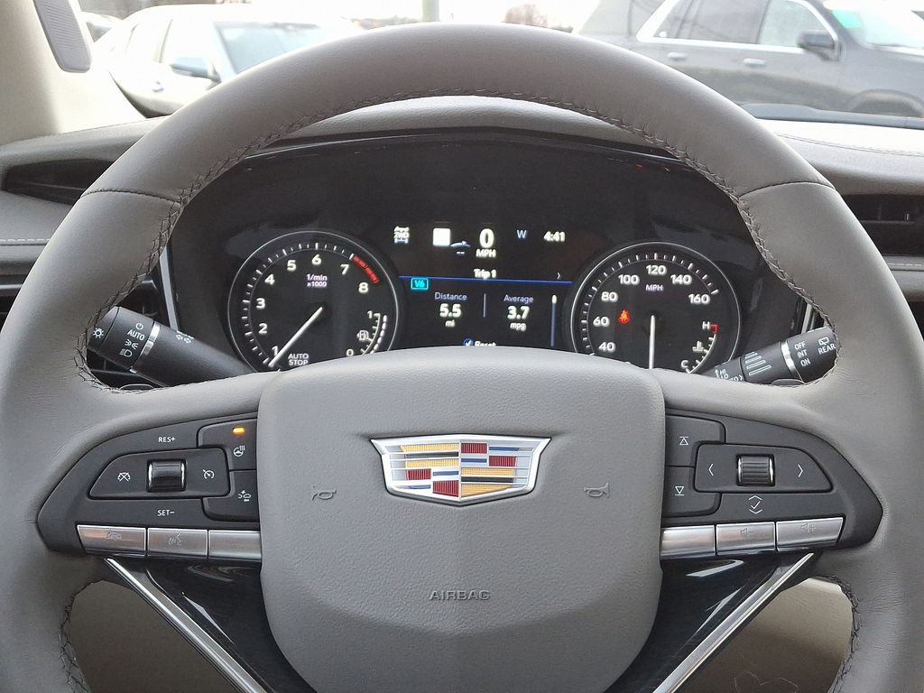 2025 Cadillac XT6 Premium Luxury 11