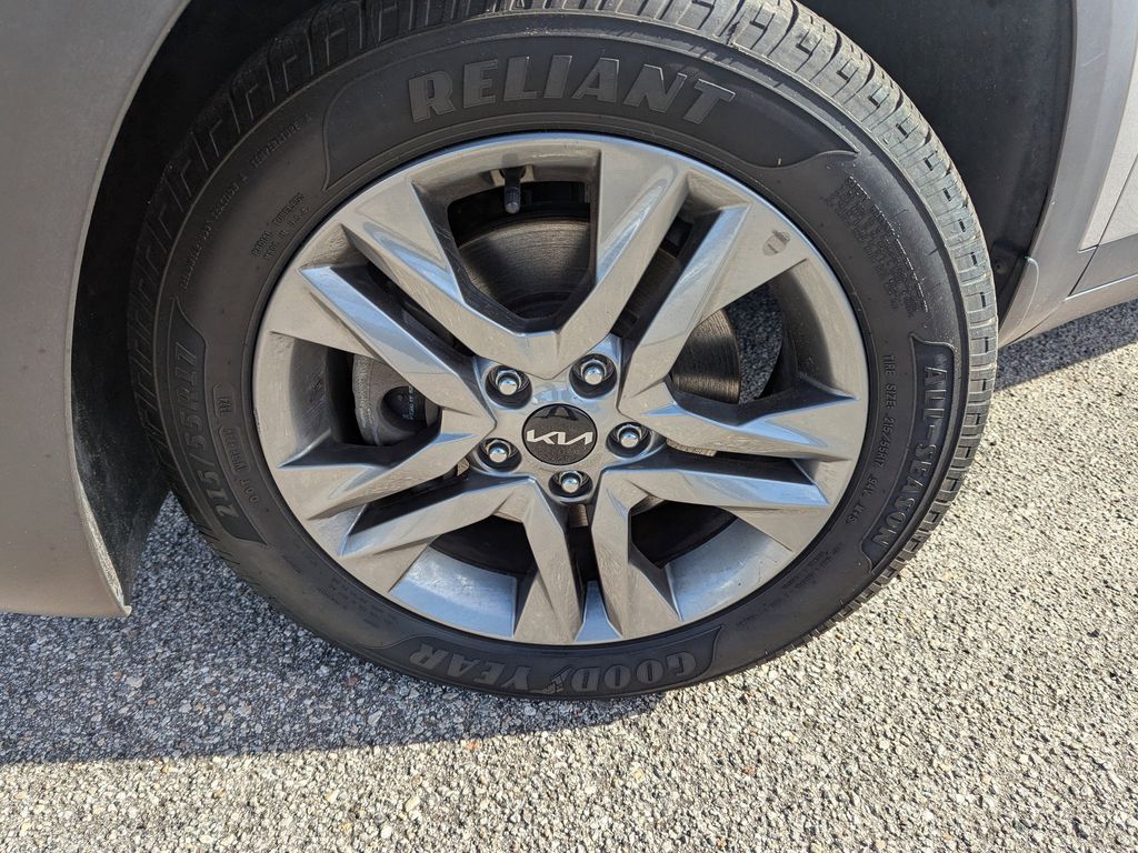 used 2023 Kia Seltos car, priced at $15,791