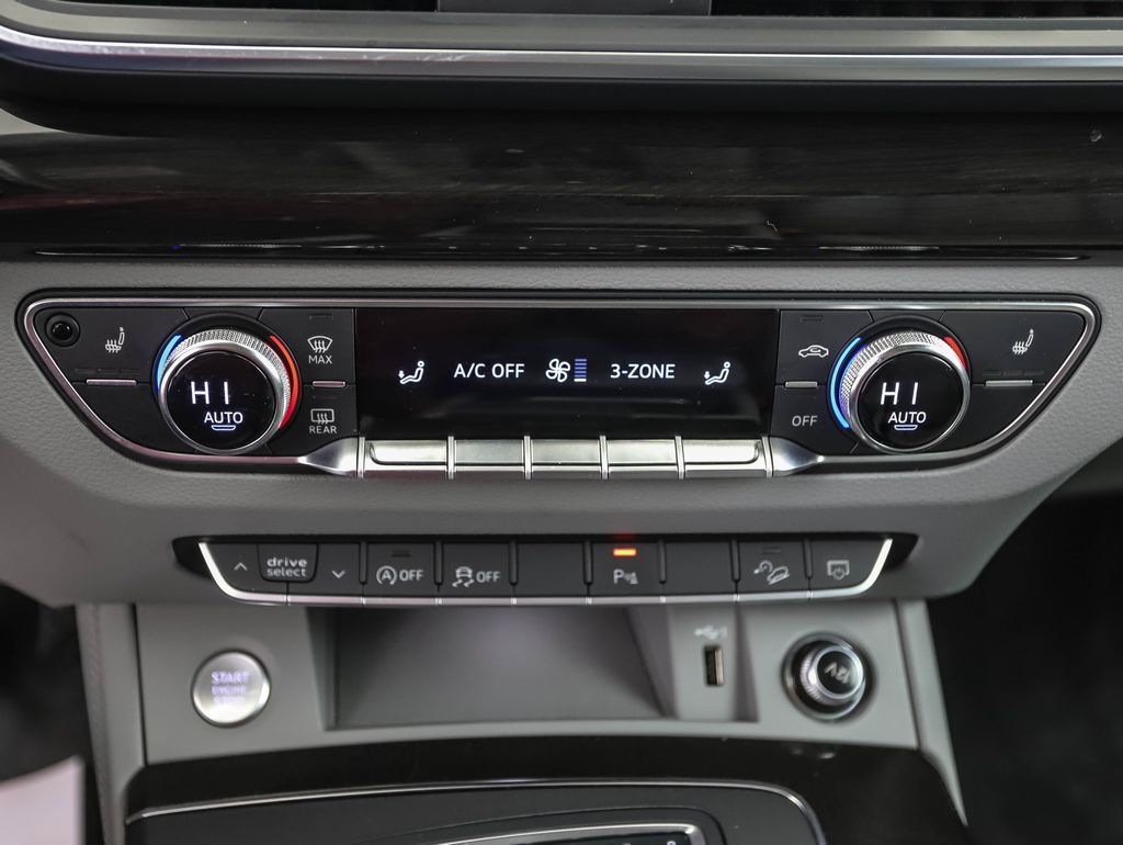 Thumbnail: 2019 Audi Q5 - 19