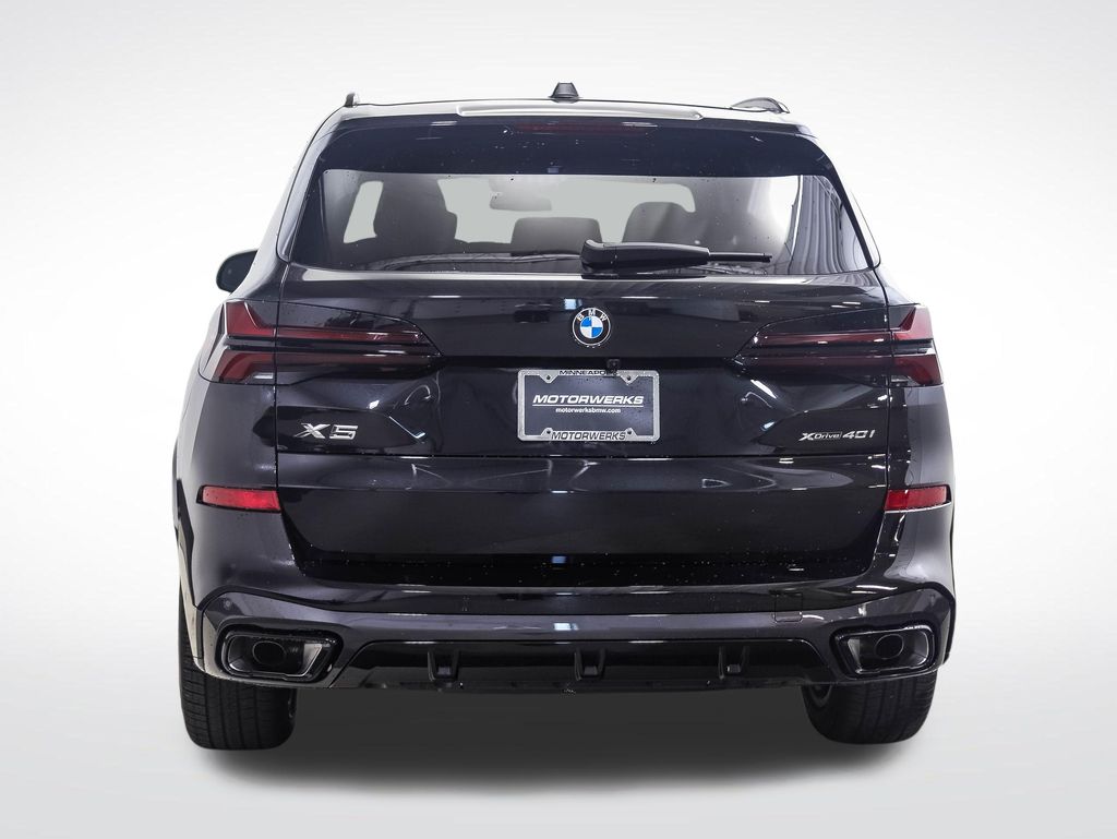 Thumbnail: 2026 BMW X5 - 4