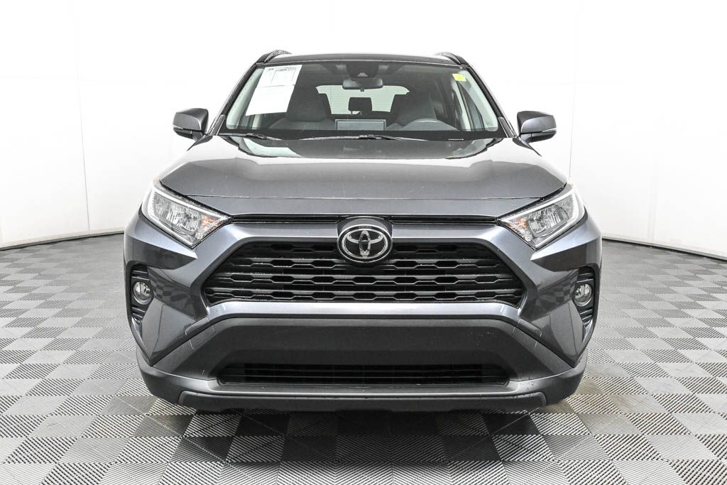 2019 Toyota RAV4 XLE 2