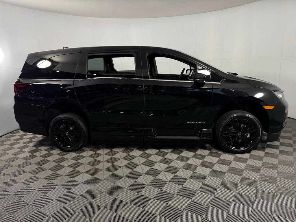 2025 Honda Odyssey Sport L - Photo 7