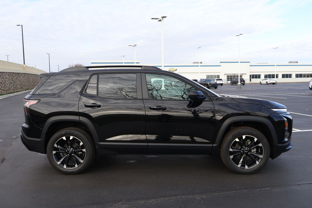 Thumbnail: 2026 Chevrolet Equinox - 9