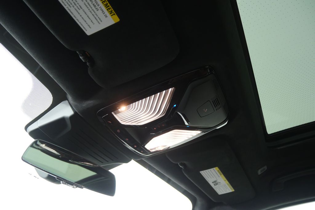 Thumbnail: 2025 BMW X7 - 28