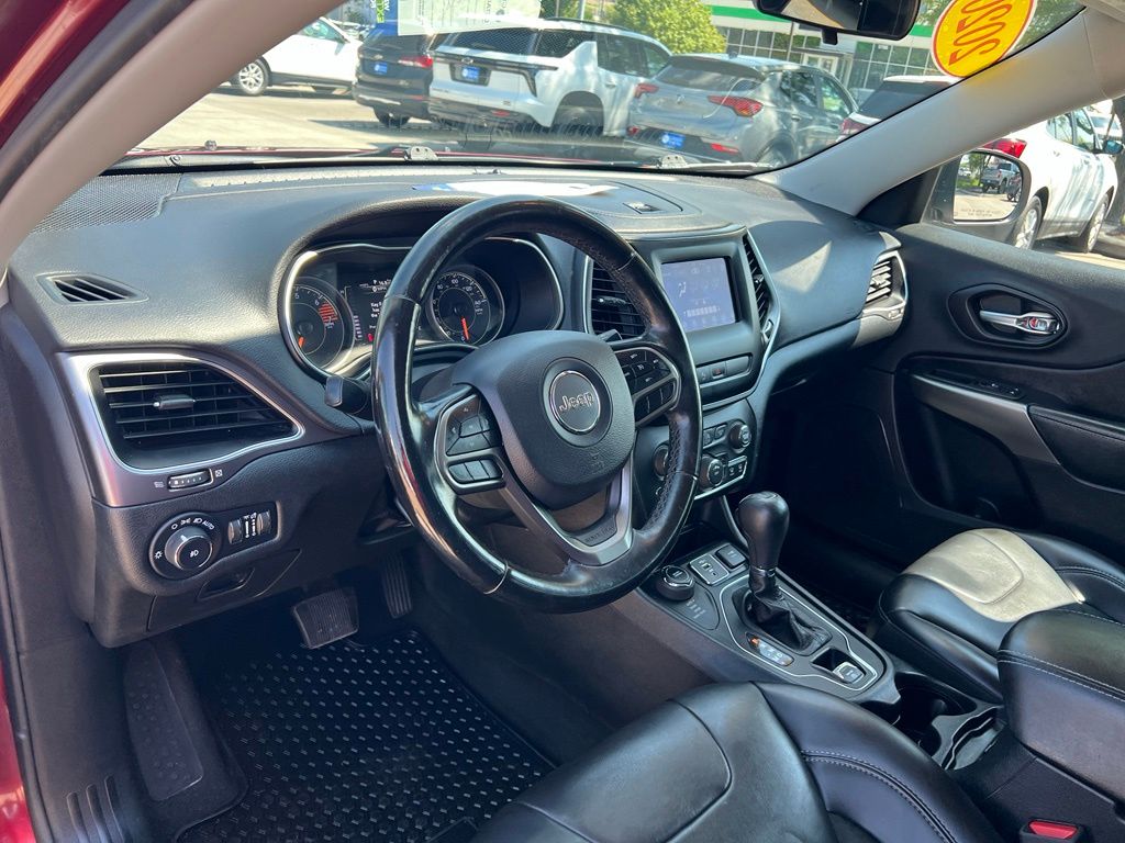 Used 2020 Jeep Cherokee SUV