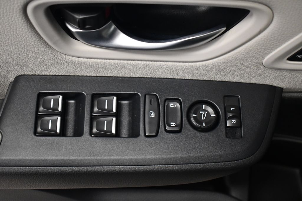 Thumbnail: 2026 Honda Pilot - 9