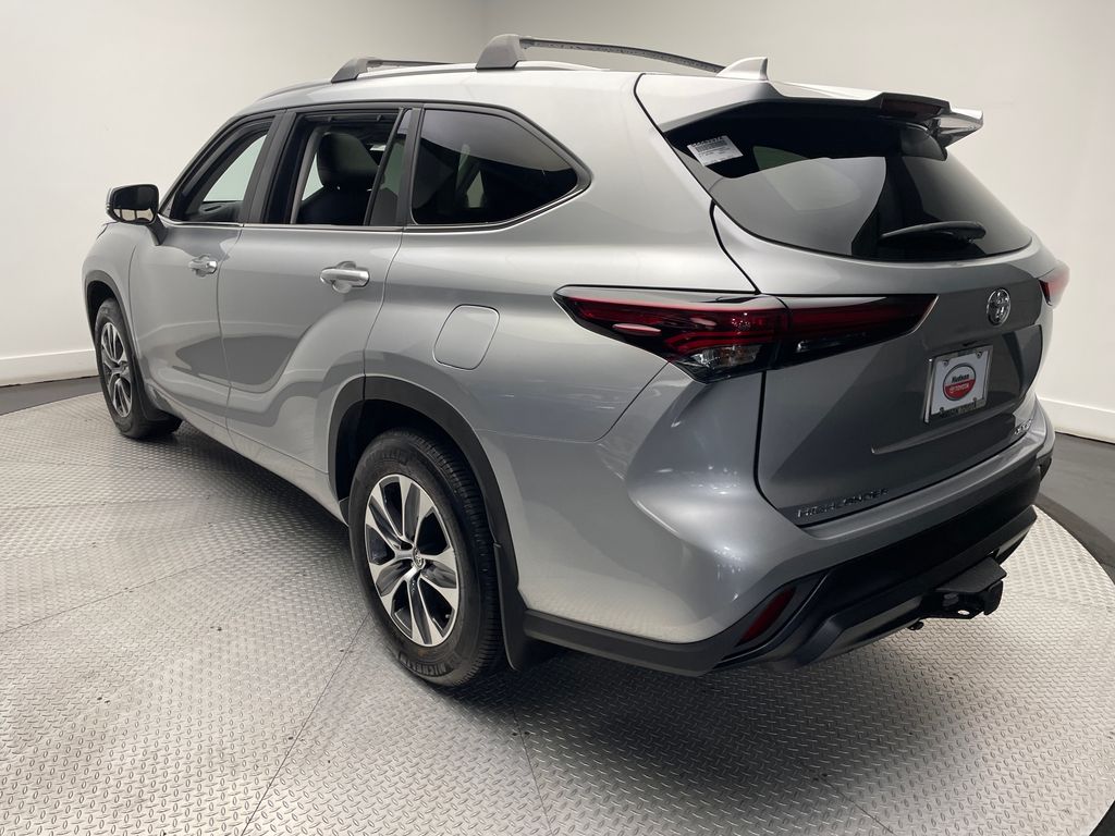 2024 Toyota Highlander XLE 7