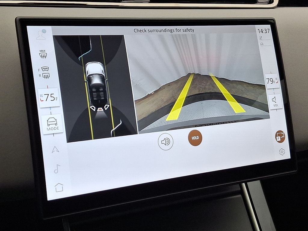 Thumbnail: 2026 Land Rover Range Rover Evoque - 16