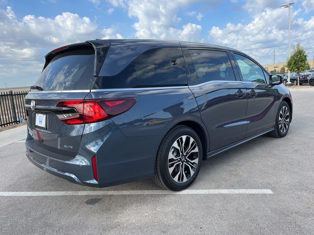 Thumbnail: 2026 Honda Odyssey - 3