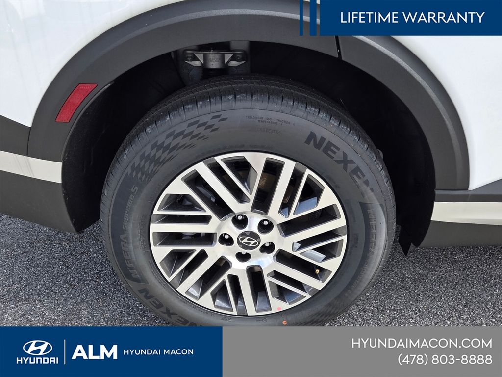 New 2026 White Hyundai SEL Premium image 15