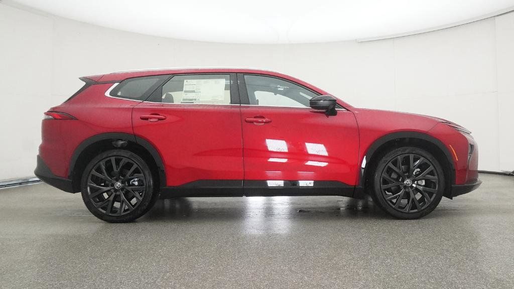 Thumbnail: 2025 Toyota Crown Signia - 2