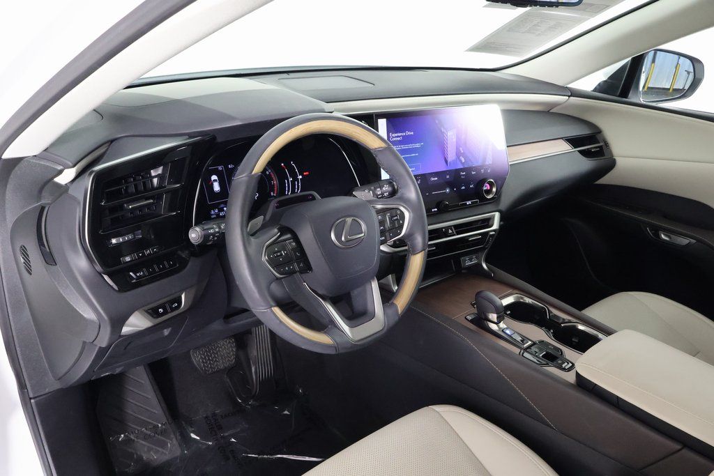 Thumbnail: 2023 Lexus RX - 7