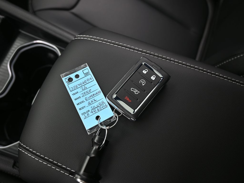 New 2025 Silver Zynith Jeep Limited image 20