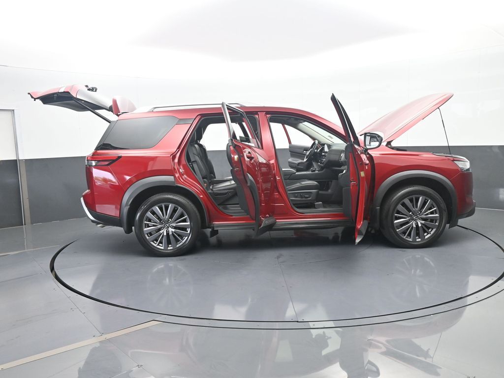 Used 2024 Scarlet Ember Nissan SL image 86