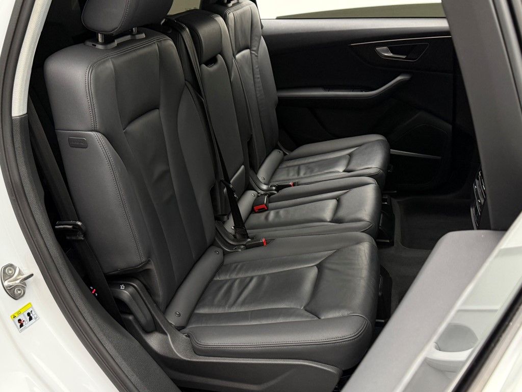 Thumbnail: 2023 Audi Q7 - 21