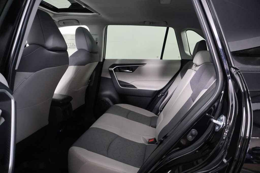 Thumbnail: 2025 Toyota RAV4 - 6