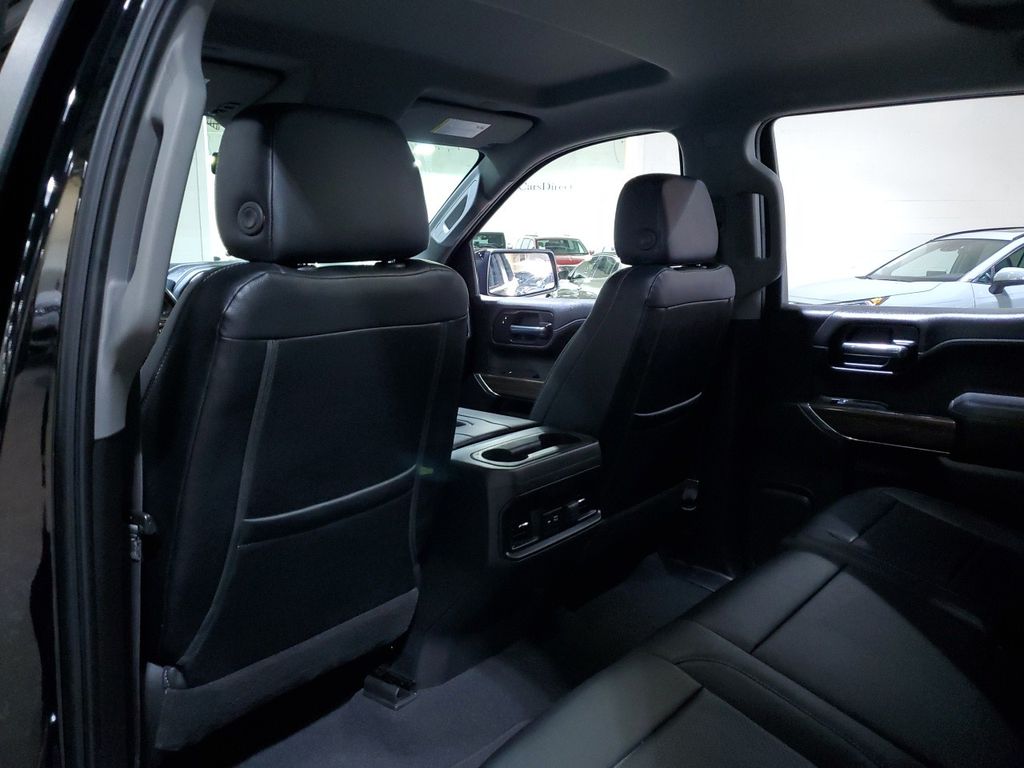 2021 Chevrolet Silverado 1500 RST photo