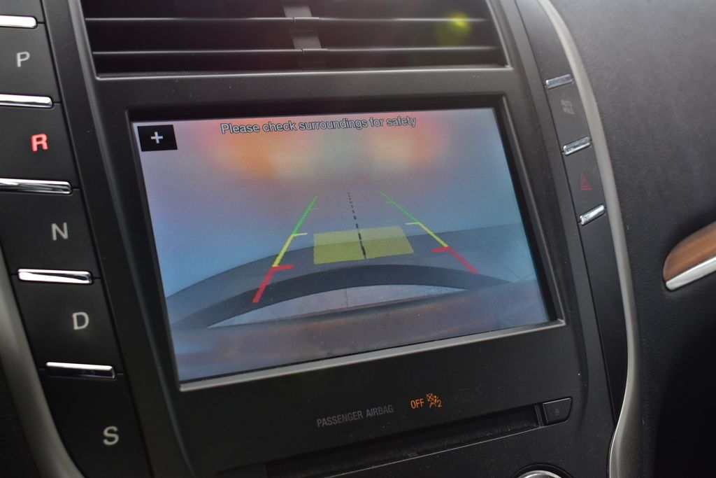 Thumbnail: 2019 Lincoln MKC - 19