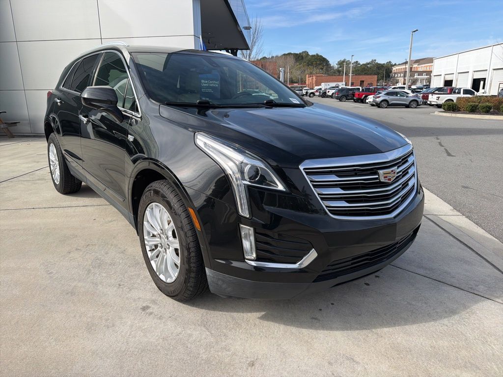 2017 Cadillac XT5 Base