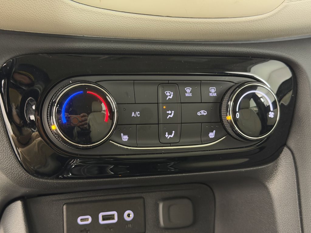 used 2023 Buick Encore GX car, priced at $18,500