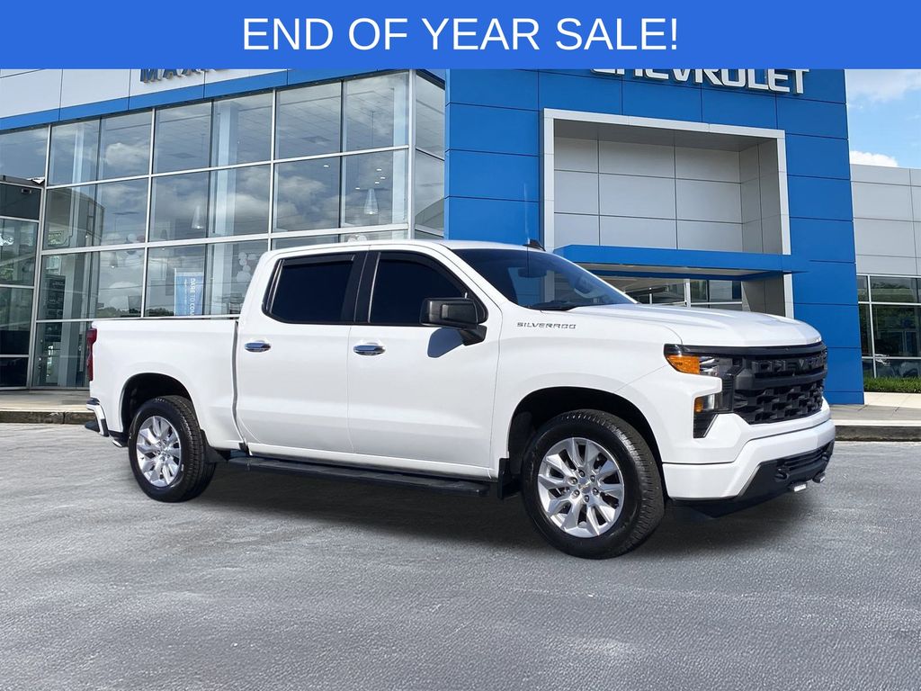 2022 Chevrolet Silverado 1500 Custom's photo
