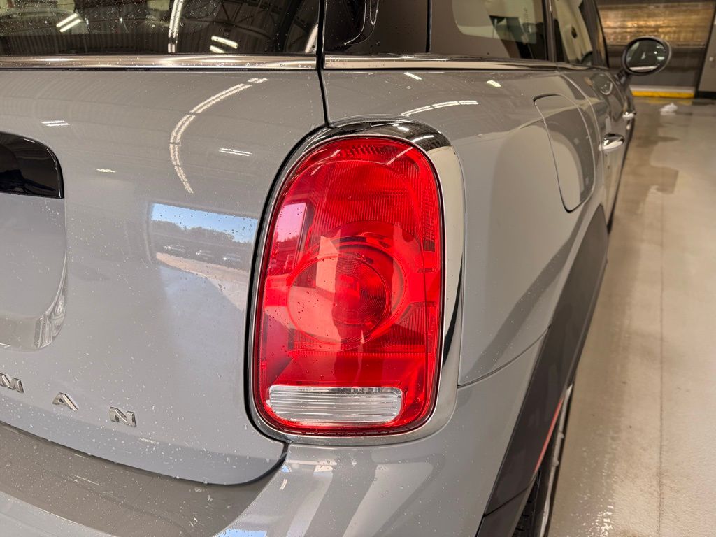Thumbnail: 2019 MINI Cooper Countryman - 3