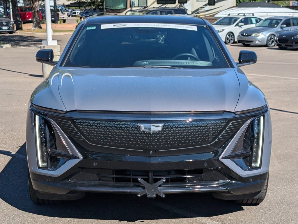 View vehicle photo 7