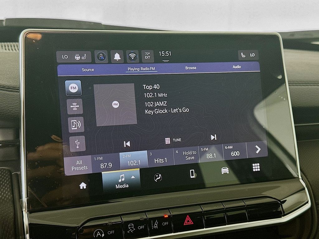 New 2026 White Jeep Latitude Altitude image 13