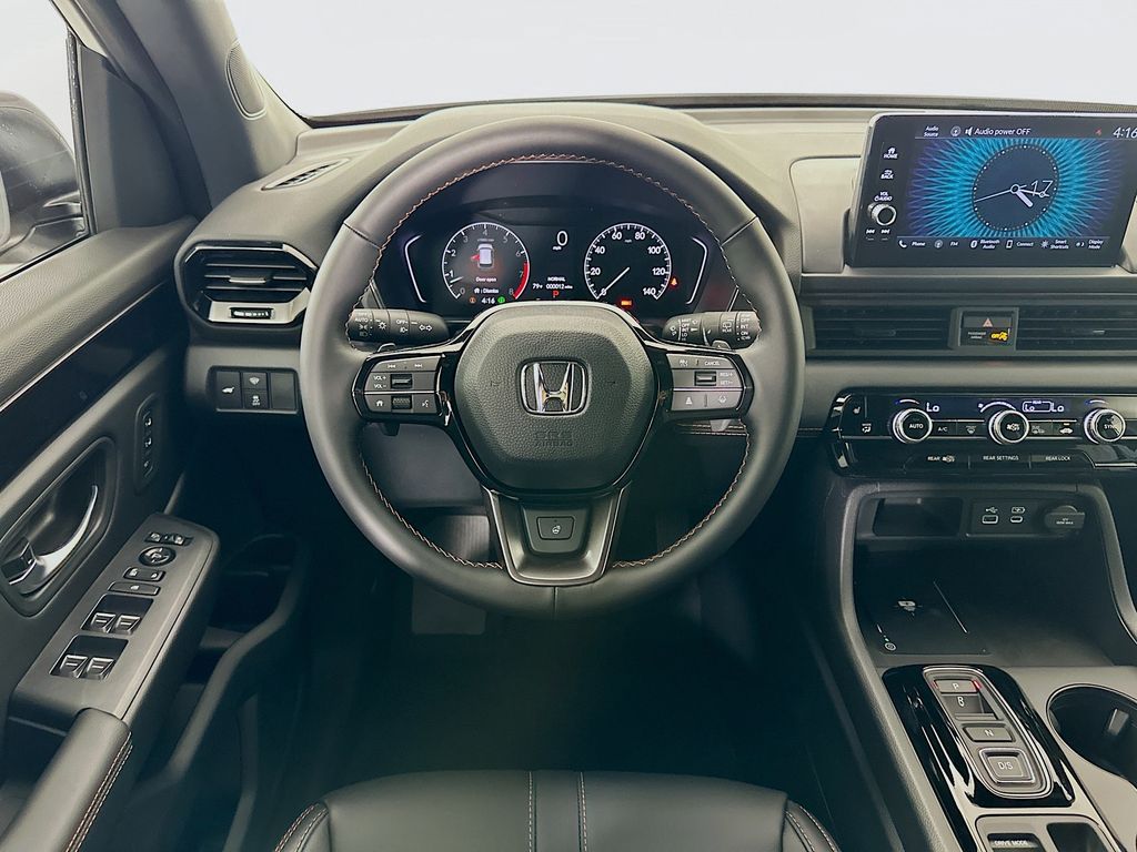 2025 Honda Pilot TrailSport 18