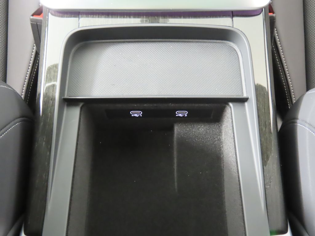 Thumbnail: 2025 Audi Q7 - 22