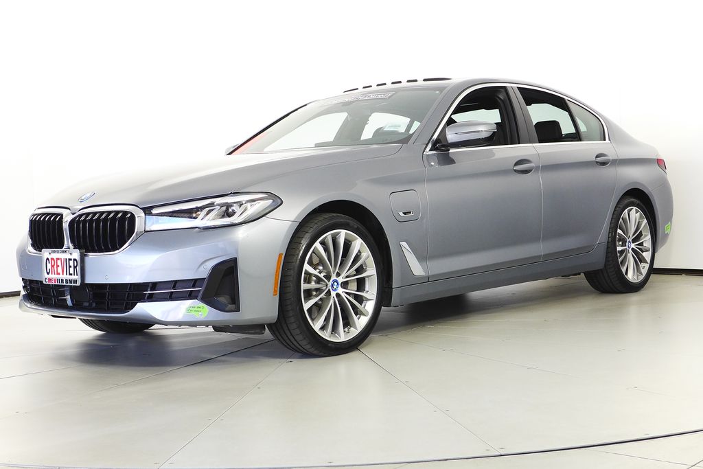 Thumbnail: 2023 BMW 5 Series - 2