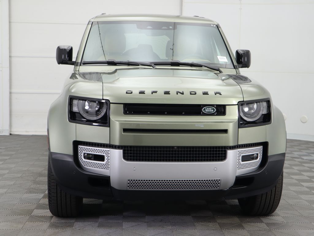 2025 Land Rover Defender 110 2