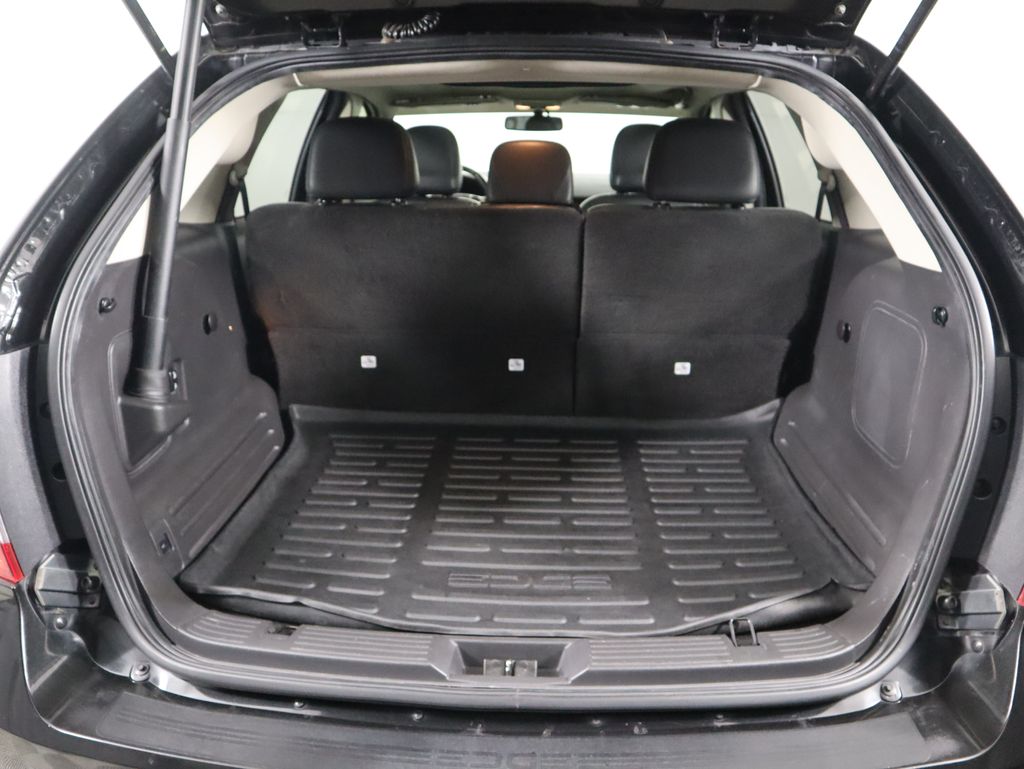 Thumbnail: 2011 Ford Edge - 28