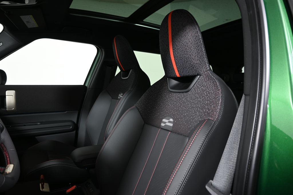 Thumbnail: 2027 MINI Cooper Countryman - 16