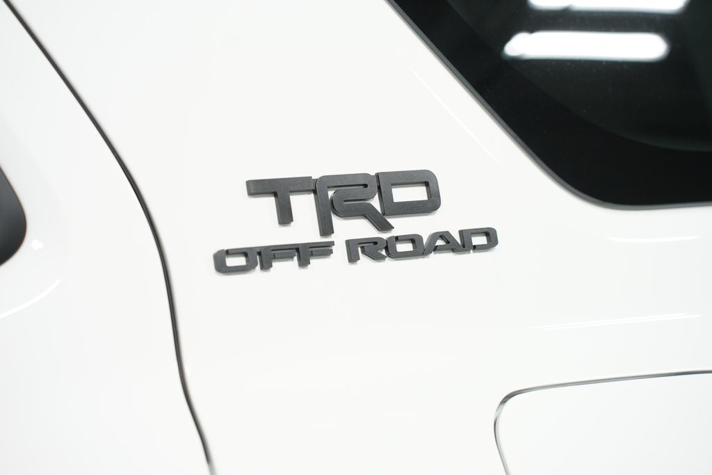 Thumbnail: 2025 Toyota 4Runner - 11