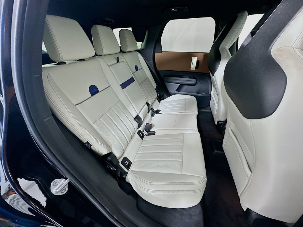 Thumbnail: 2025 MINI Cooper Countryman - 27