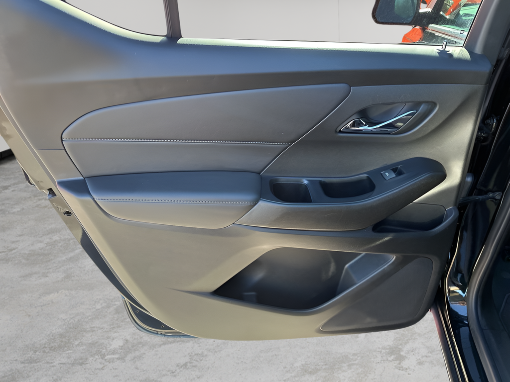 Used Car 2023 Chevrolet Traverse  Lt For Sale Under $35,000 In Austin, Texas