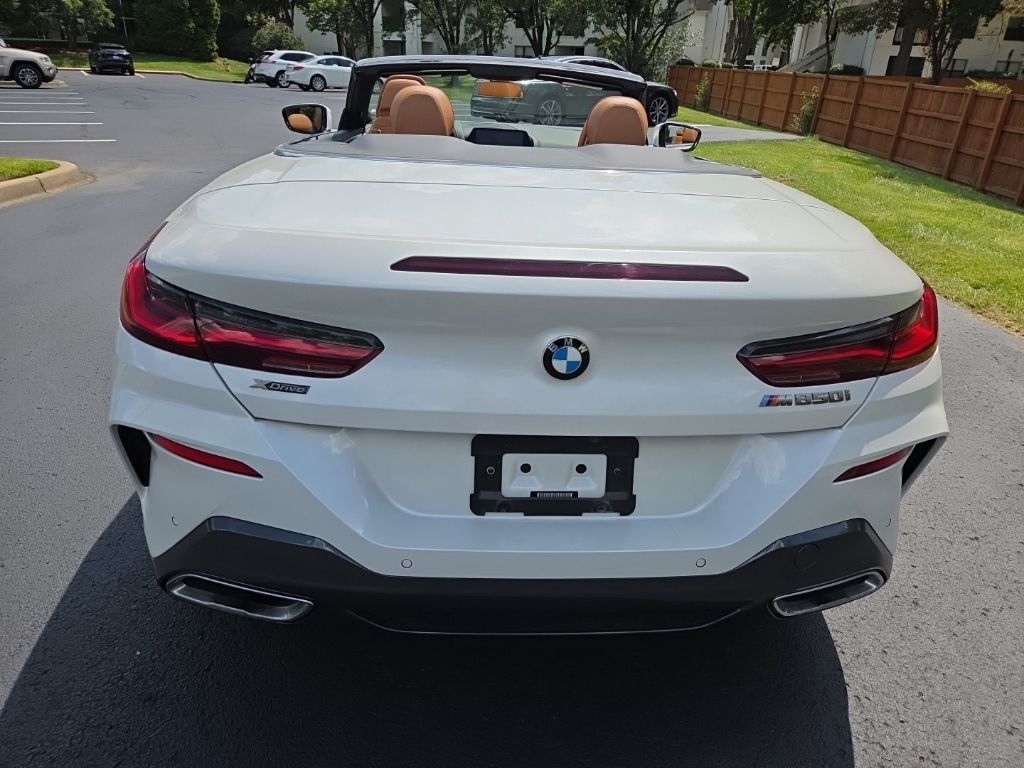 Used 2021 White BMW M850i xDrive image 11