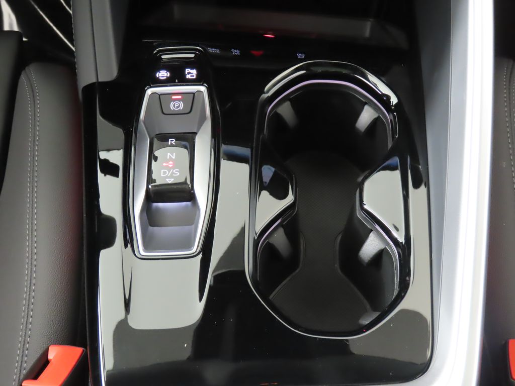 Thumbnail: 2025 Audi Q5 - 20