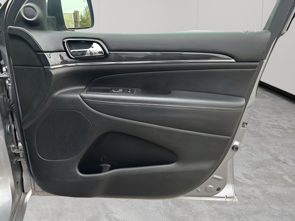 Used Car 2019 Jeep Grand Cherokee  Overland For Sale Under $20,000 In Austin, Texas